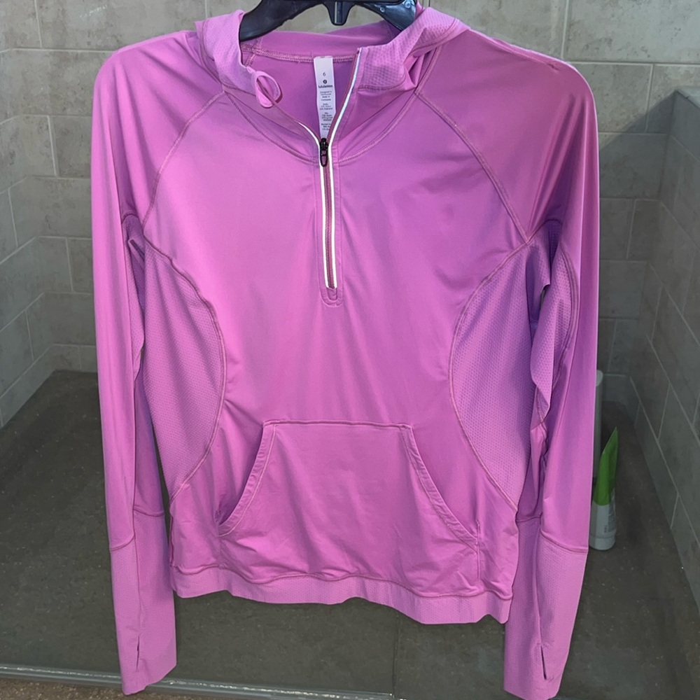 Lululemon jacket size 6